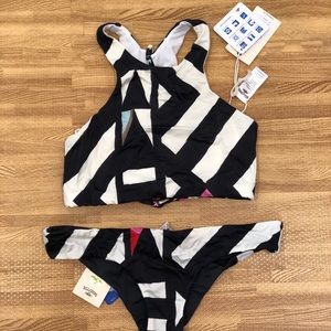 NWT. BILLABONG 2-piece swimsuit. Black and white geometric print. Brand new.
